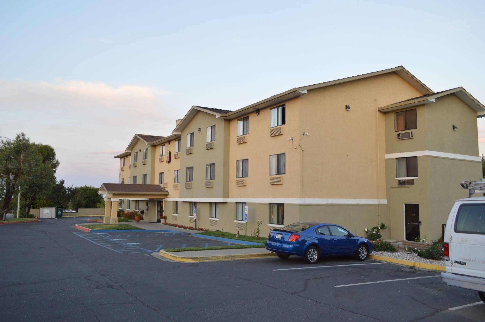 Super 8 By Wyndham Vacaville Exterior photo