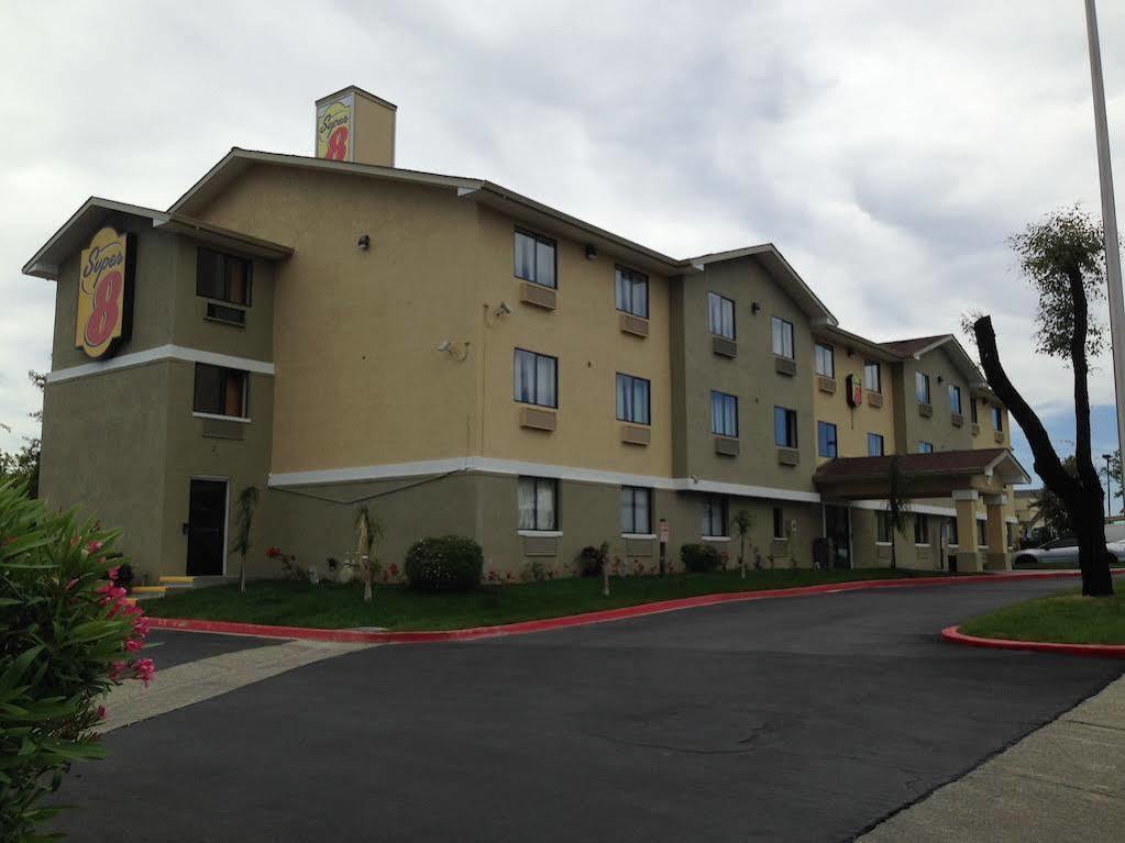Super 8 By Wyndham Vacaville Exterior photo